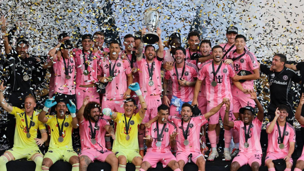 Lifting the MLS Cup